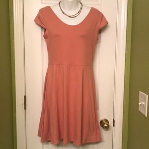 Mauve pink brushed-cotton-feel summer dress with lace back detailing.